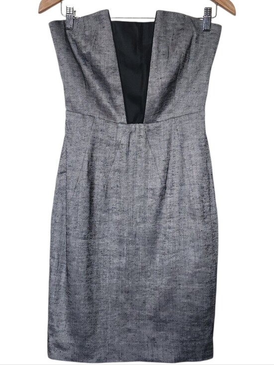 bebe Dresses & Skirts - Vintage bebe Strapless Gray Tweed Herringbone Sheath Dress Size 4